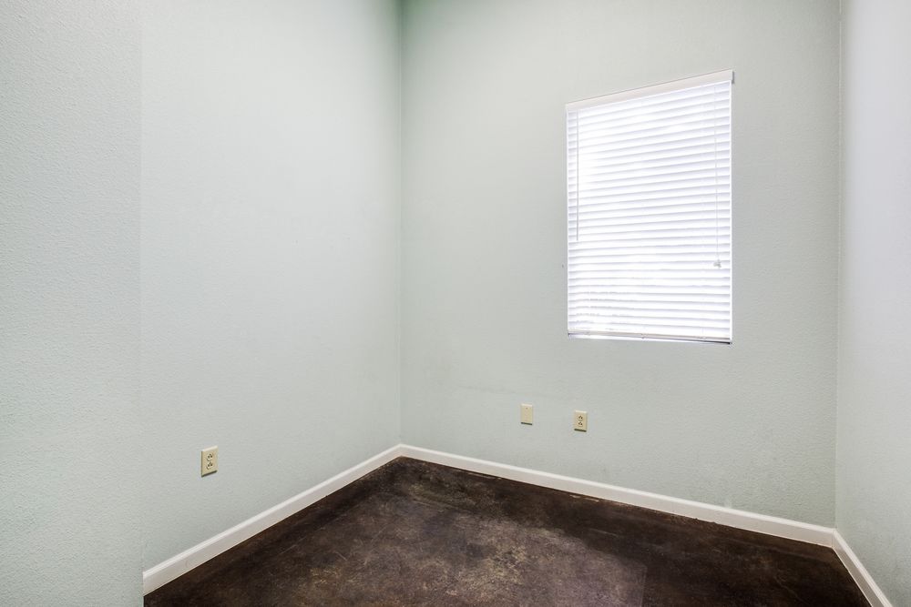 1809 Precinct Line Rd, Hurst, TX 76054